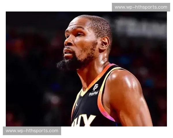 季前赛硝烟再燃:快船与勇士的巅峰对决,新赛季悬念尽在眼前!